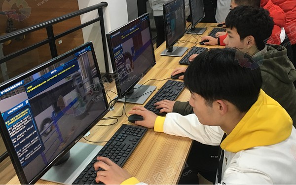 1772590593776092538.jpg PC实训.jpg